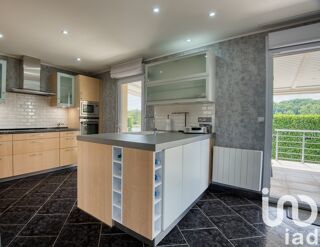  Maison  vendre 7 pices 175 m