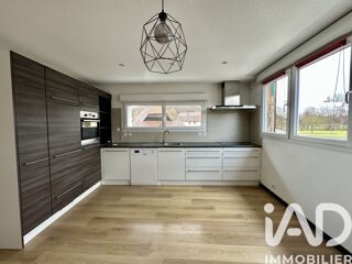  Appartement � louer 4 pi�ces 77 m�