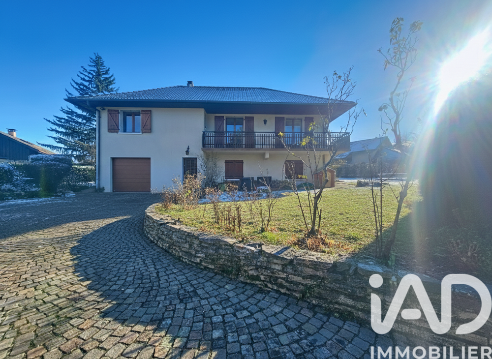 � vendre  Maison Saint-Julien-en-Genevois (74160)