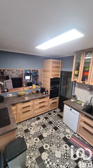  Maison  vendre 8 pices 150 m