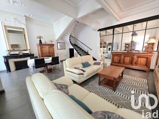  Maison  vendre 10 pices 270 m