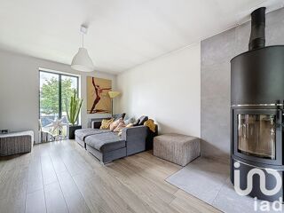  Maison  vendre 8 pices 175 m