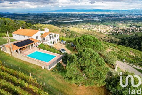   Vente Maison/villa 9 pices Maison - 9 pice(s) - 220 m