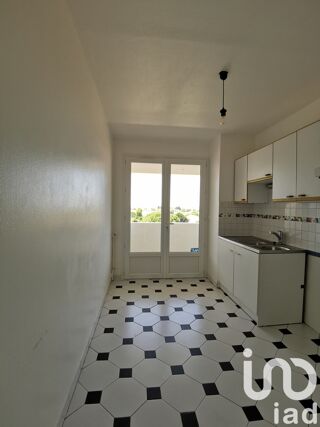  Appartement  vendre 4 pices 82 m