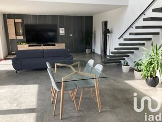  Villa � vendre 4 pi�ces 225 m�