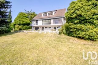  Maison  vendre 8 pices 200 m