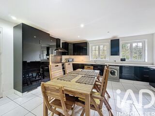  Maison � vendre 8 pi�ces 209 m�