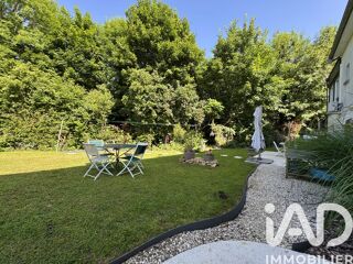  Maison � vendre 9 pi�ces 245 m�