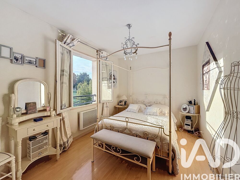 � vendre  Maison M�dan (78670)