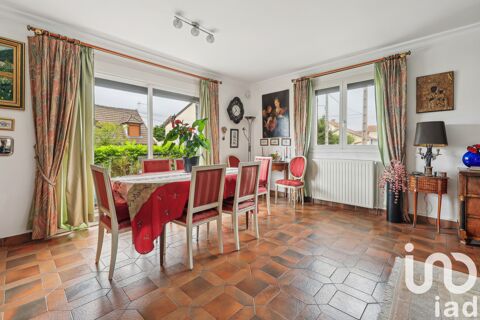   Vente Maison traditionnelle 9 pi�ces Maison - 9 pi�ce(s) - 230 m�