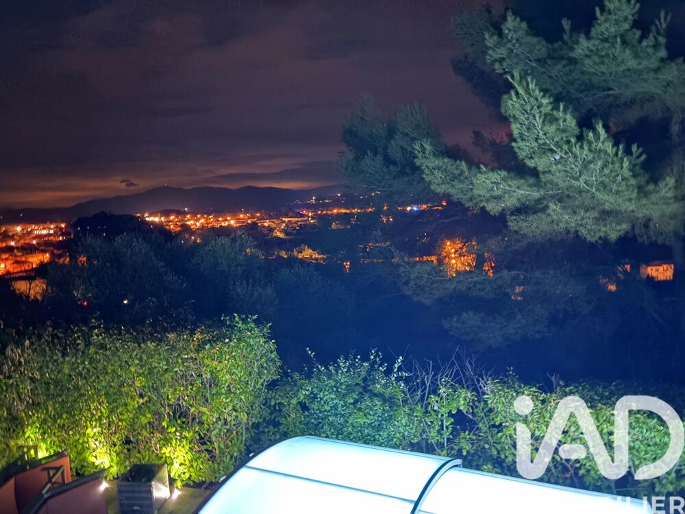 � vendre  Maison Cuers (83390)