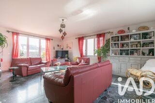  Maison  vendre 6 pices 180 m