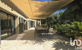  Maison  vendre 8 pices 240 m