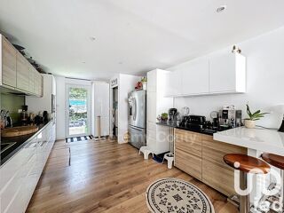  Maison  vendre 11 pices 200 m