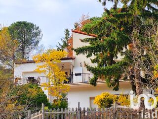  Villa  vendre 7 pices 205 m