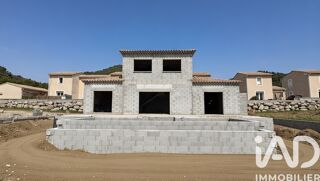  Maison � vendre 4 pi�ces 819 m�