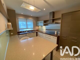  Maison � vendre 8 pi�ces 215 m�