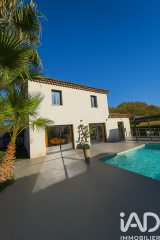  Maison  vendre 5 pices 212 m