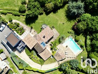 Villa  vendre 7 pices 263 m