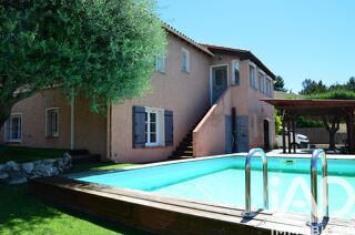 Maison 7 pièces 185 m² · à Ollioules · 185 m² · 648 000 €