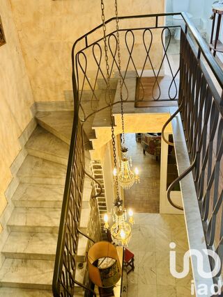  Villa  vendre 12 pices 237 m