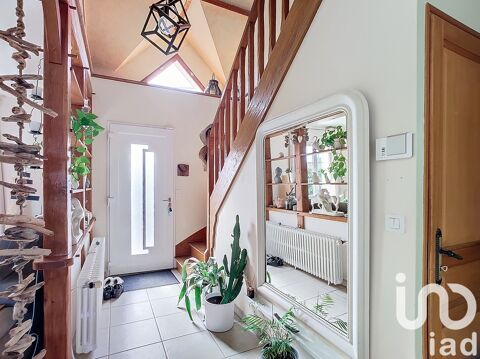   Vente Maison traditionnelle 8 pi�ces Maison - 8 pi�ce(s) - 165 m�