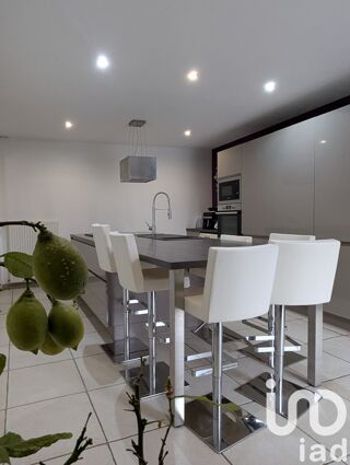  Maison � vendre 8 pi�ces 194 m�