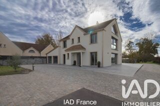  Villa  vendre 5 pices 230 m