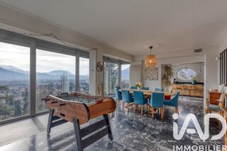  Maison � vendre 8 pi�ces 233 m�