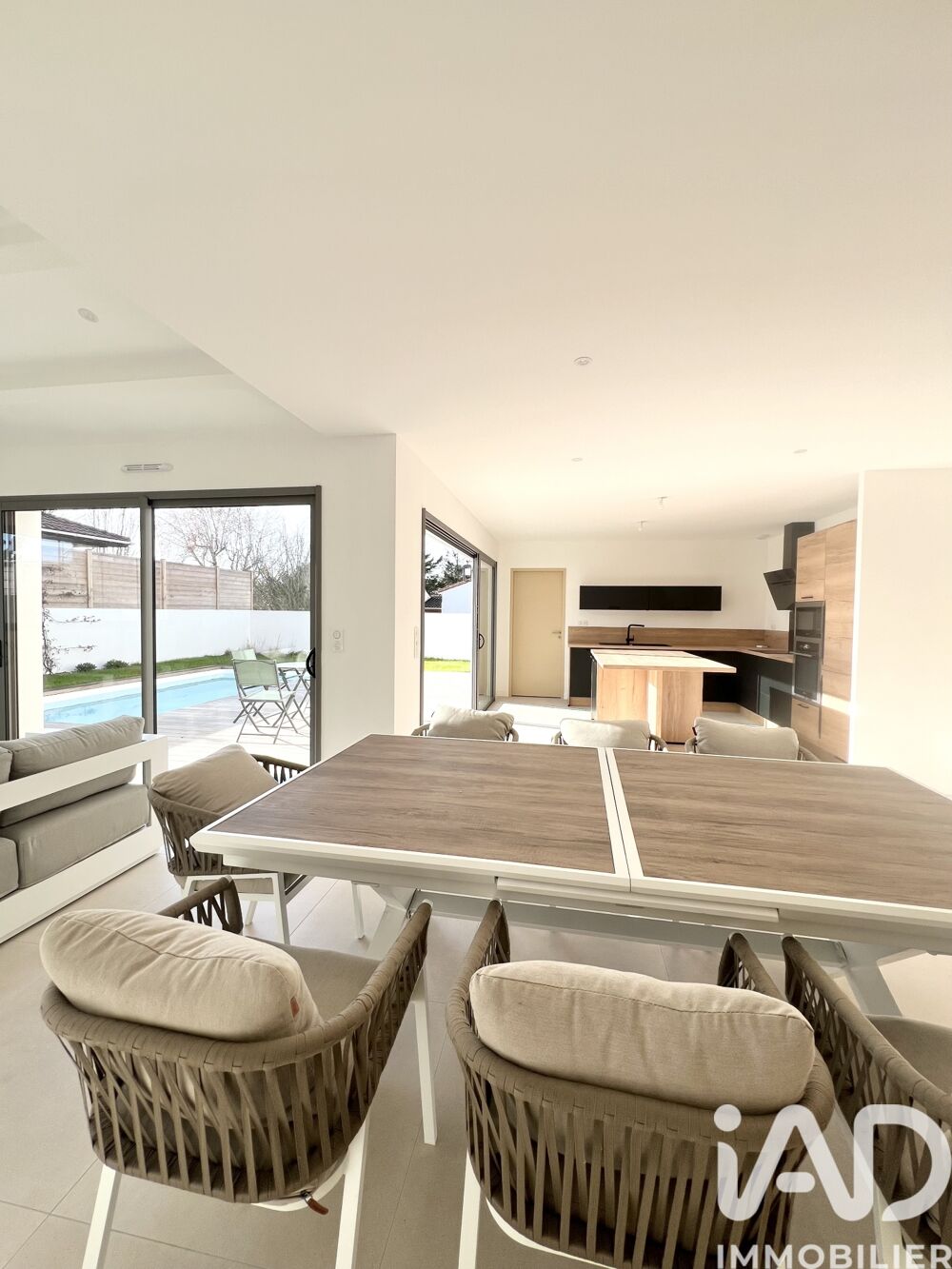 � vendre  Maison Angoulins (17690)