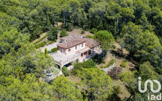  Maison � vendre 5 pi�ces 240 m�