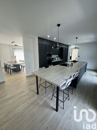  Maison  vendre 5 pices 146 m