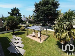  Maison  vendre 8 pices 165 m