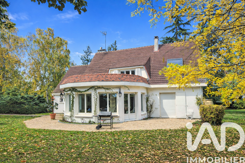   Vente Maison/villa 7 pi�ces Maison - 7 pi�ce(s) - 200 m�