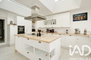  Maison � vendre 8 pi�ces 253 m�