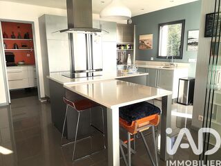  Villa � vendre 7 pi�ces 211 m�