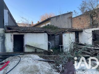  Immeuble � vendre 425 m�