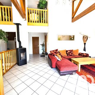  Maison  vendre 6 pices 212 m