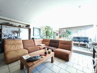  Maison � vendre 7 pi�ces 245 m�