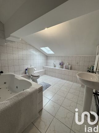  Immeuble  vendre 202 m