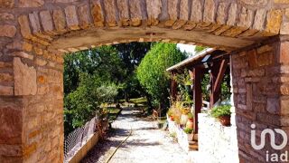  Maison � vendre 15 + pi�ces 1458 m�