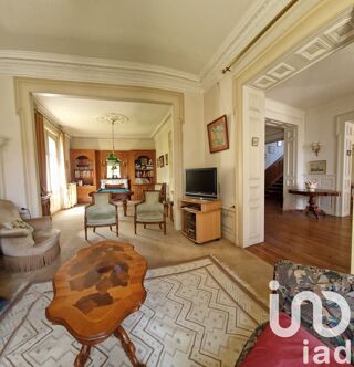  Maison � vendre 15 + pi�ces 270 m�