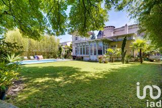  Maison  vendre 9 pices 306 m