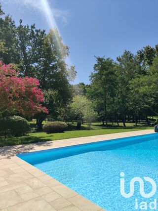  Maison  vendre 8 pices 214 m