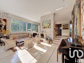  Villa  vendre 7 pices 141 m