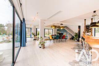  Villa � vendre 9 pi�ces 232 m�