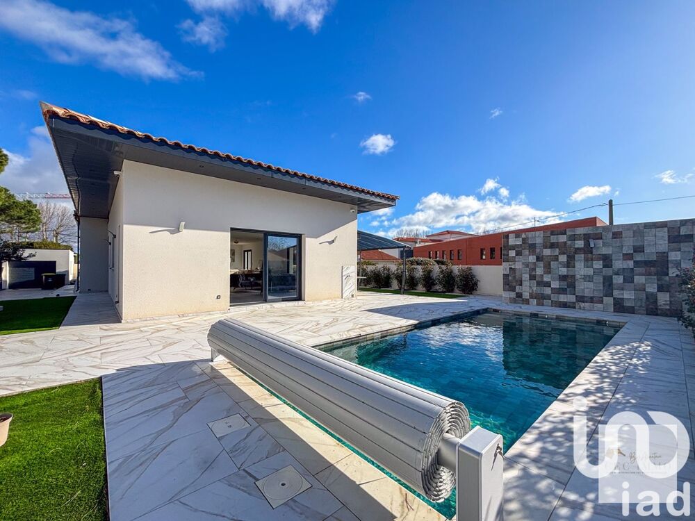 Vente Villa Vente Maison d'architecte 5 pi�ces Canoh�s