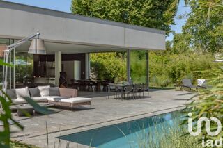  Villa � vendre 6 pi�ces 700 m�