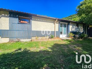  Maison  vendre 15 + pices 731 m