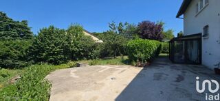  Maison  vendre 8 pices 210 m